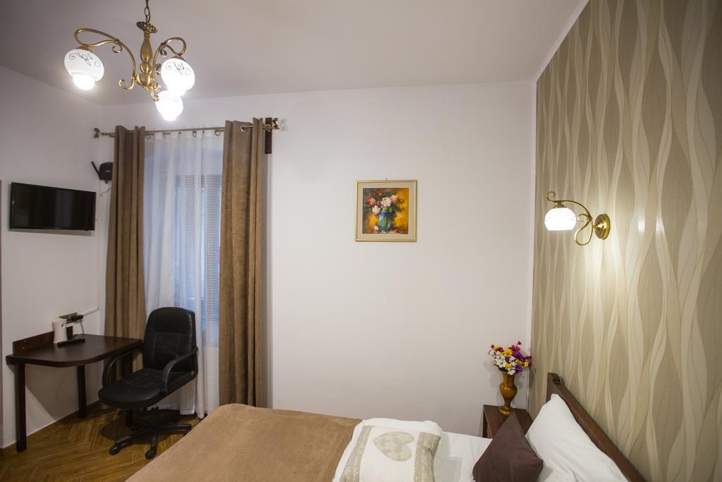 History Apartments Cetatii Сибиу Екстериор снимка