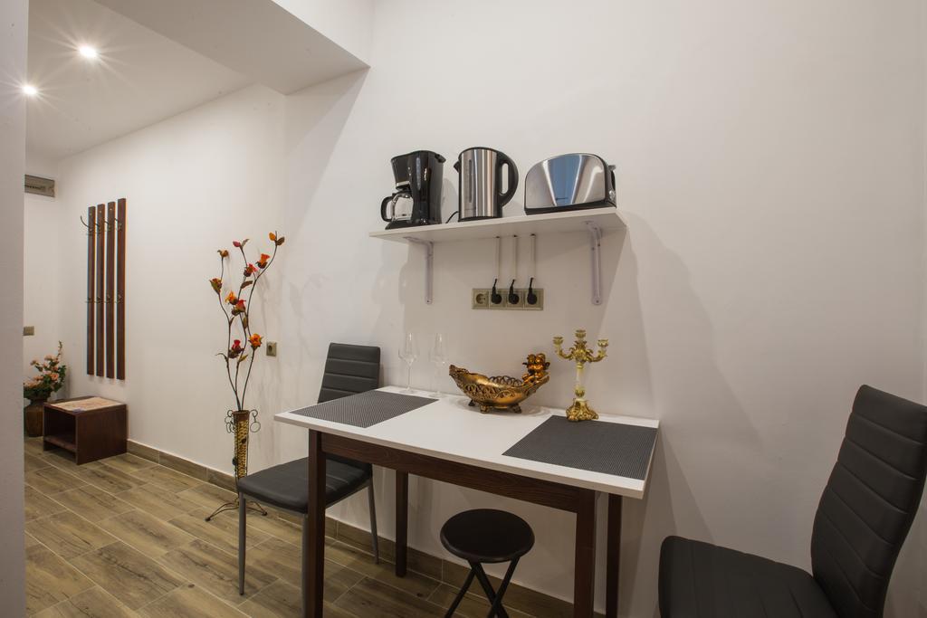 History Apartments Cetatii Сибиу Екстериор снимка