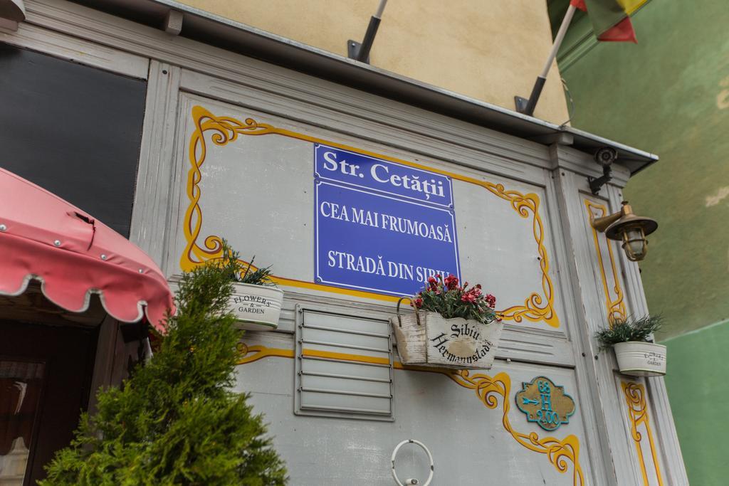 History Apartments Cetatii Сибиу Екстериор снимка