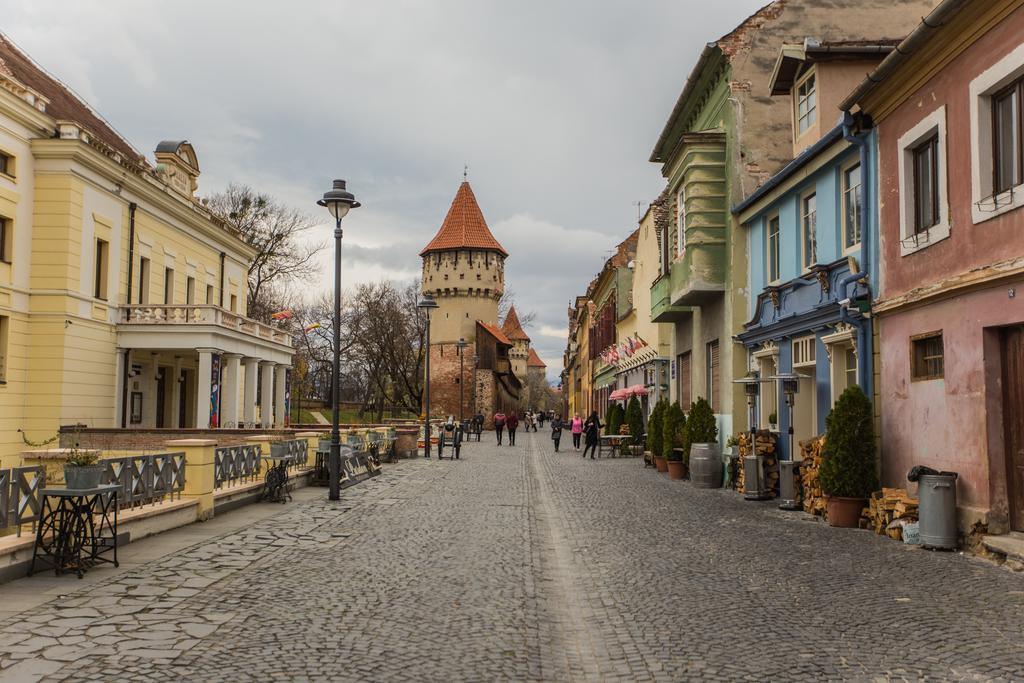 History Apartments Cetatii Сибиу Екстериор снимка